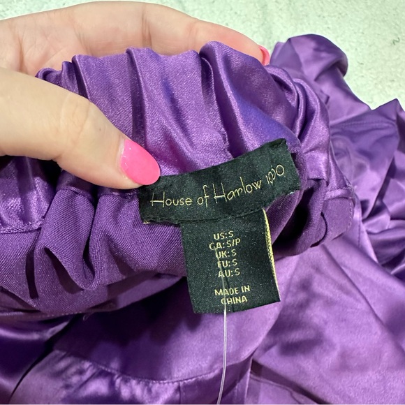 NWT house of harlow purple satin crop top and pants set size small - Picture 4 of 5